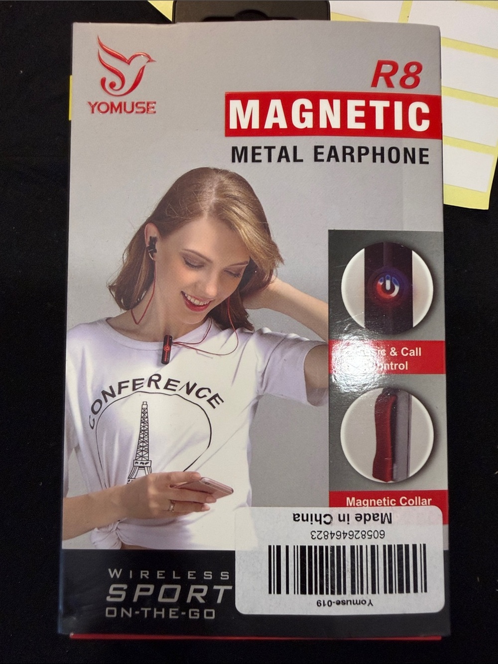 Muse R8 Magnetic Metal Earphone - Red
